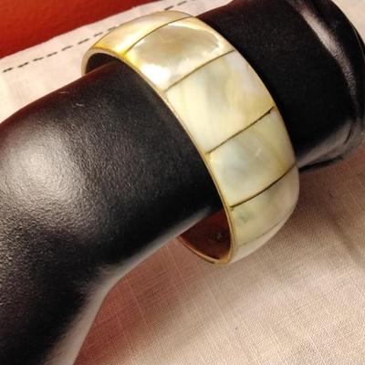 Vintage Mother Of Pearl Bangle Bracelet