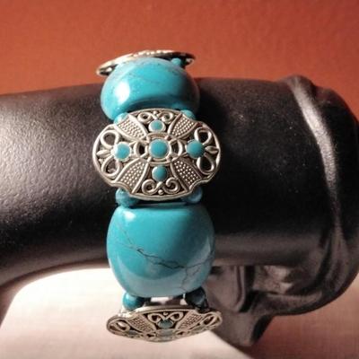 Turquoise Bead Bracelet