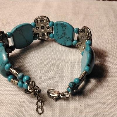 Turquoise Bead Bracelet