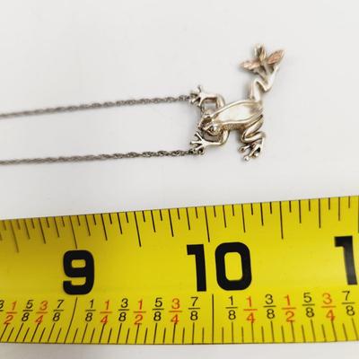 BEAUTIFUL STERLING SILVER FROG W/ 14K CHIPS