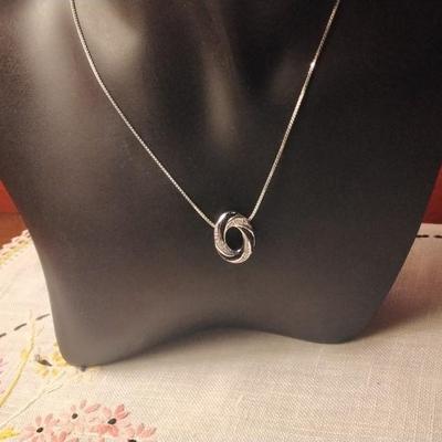 Elegant Diamond And Black Diamond 925 16" Necklace