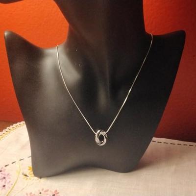 Elegant Diamond And Black Diamond 925 16" Necklace
