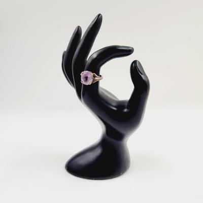 . 925 SILVER & AMETHYST RING SIZE 6.5