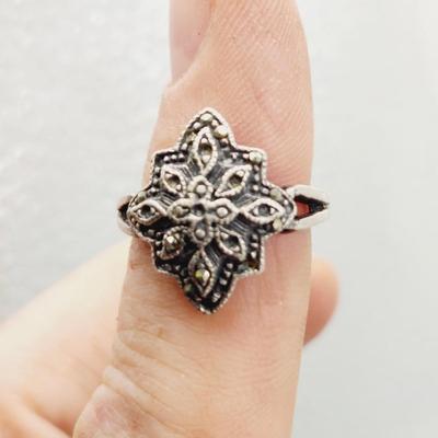 ART NOUVEAU STYLE .925 RING SIZE 4.75