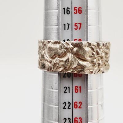 HANDCRAFTED SILVER DESIGNED RING SIZE 9