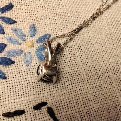 Gorgeous Solitare Garnet 16" 925 Necklace