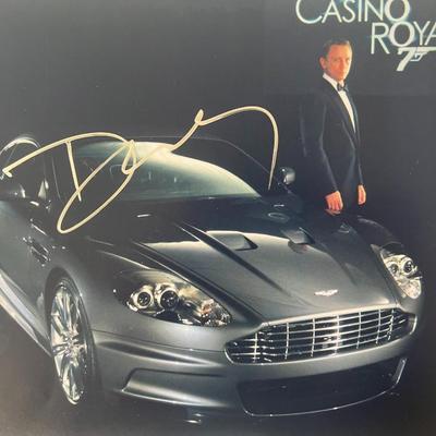 Casino Royale Daniel Craig signed photo GFA authenticated