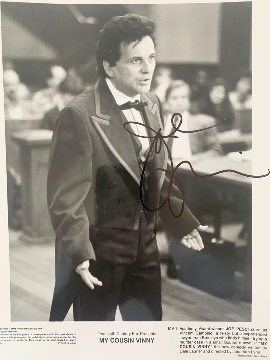 My Cousin Vinny Joe Pesci signed movie photo | EstateSales.org