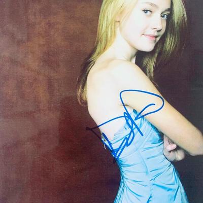 Once Upon A Time In Hollywood's Dakota Fanning signed photo