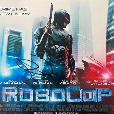 Robocop Joel Kinnaman signed photo GFA authenticated