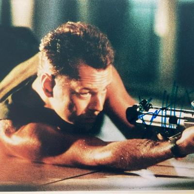 Die Hard Bruce Willis signed photo GFA authenticated