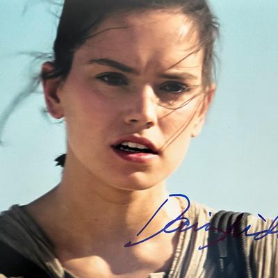 Star Wars Daisy Ridley signed photo