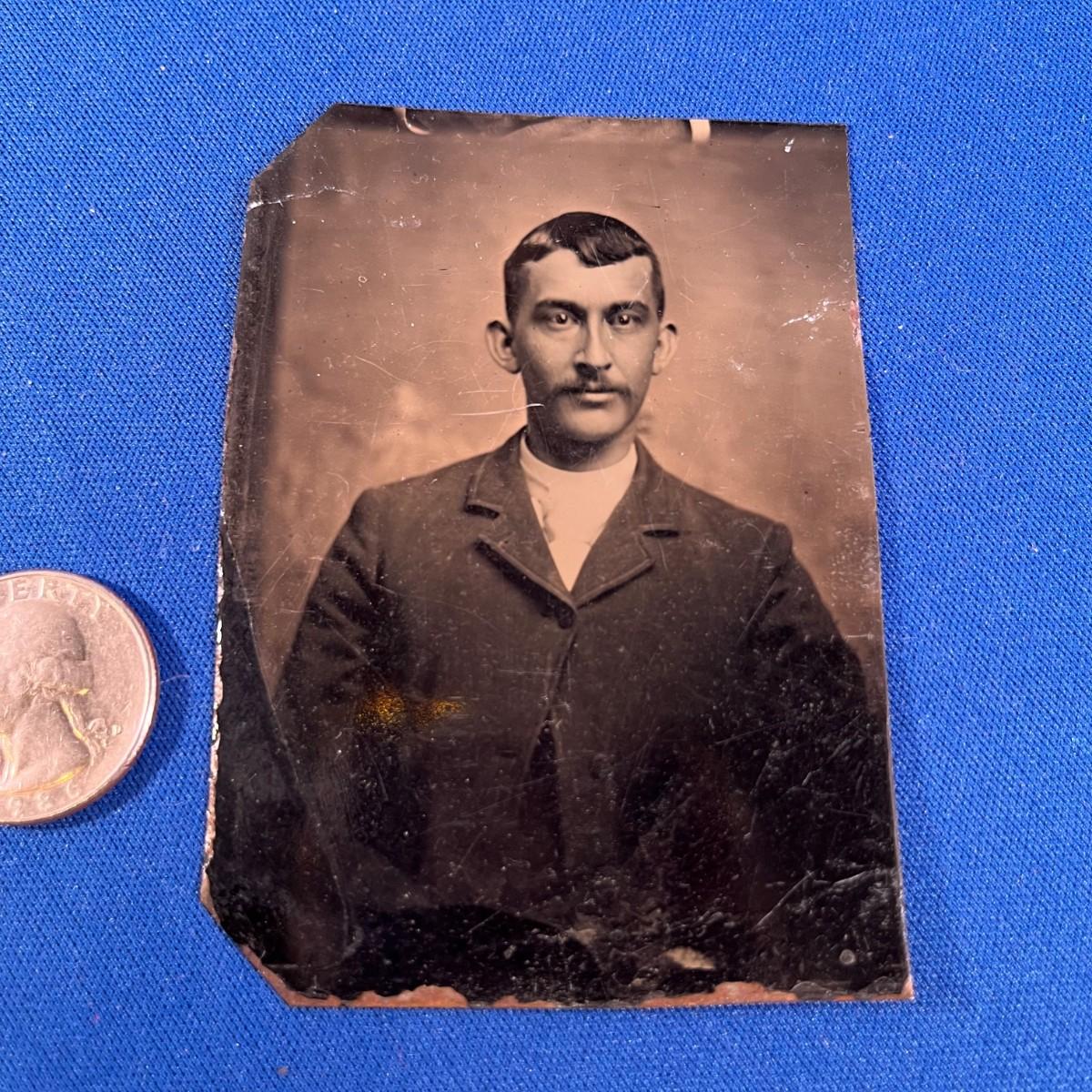 ANTIQUE TINTYPE PHOTO