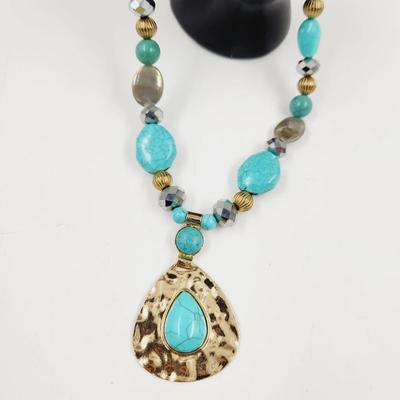 NEW MIX IT COLOR GOLD TONED & TURQUOISE NECKLACE