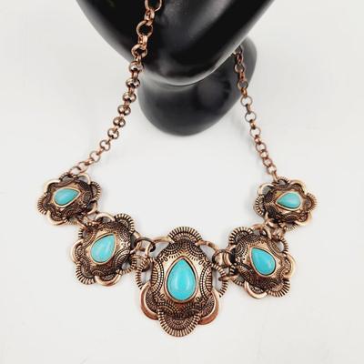 ANTIQUED BRONZE & FAUX TURQUOISE DECORATED NECKLACE