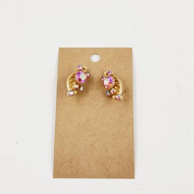 ABSOLUTELY STUNNING CRYSTAL PINK AND GOLD TONED EARRINGS
