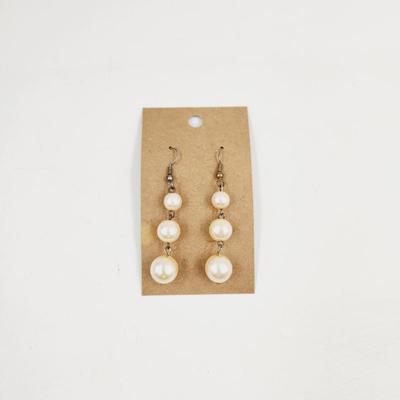 CUTE FAUX PEARL DANGLE EARRINGS