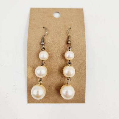 CUTE FAUX PEARL DANGLE EARRINGS