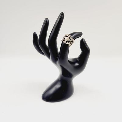 BEAUTIFUL SILVER TONED ANTIQUE STYLE RING