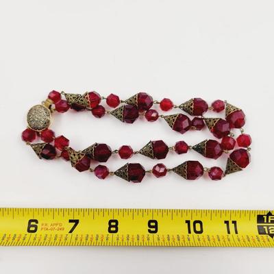 VINTAGE RED ANTIQUED FINISH CHOKER