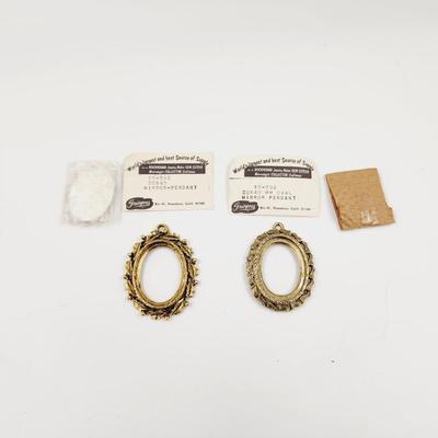 VINTAGE ANTIQUED GOLD BRUSHED MIRRORED PENDANT BUNDLE