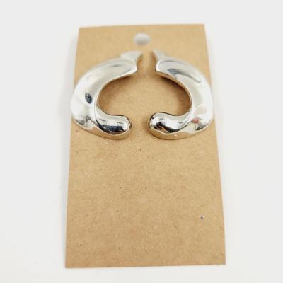 CUTE SILVER TONED EARRINGS