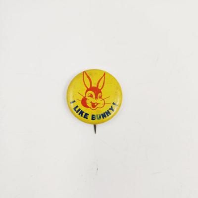VINTAGE BUNNY BREAD PIN