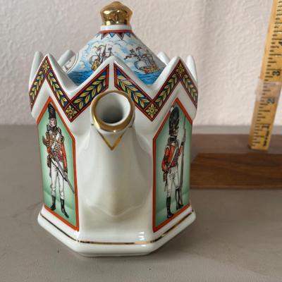 Duke of Wellington teapot