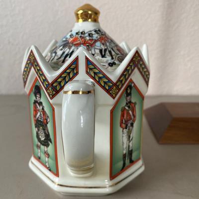 Duke of Wellington teapot