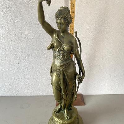 Bronze statue of Diana