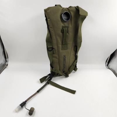 NEPTUNE CAMEL PAK BACKPACK