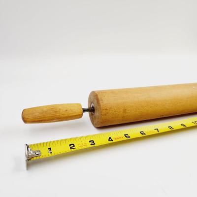 VINTAGE WOODEN ROLLING PIN