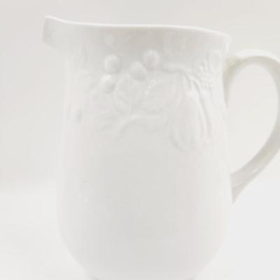 FUN GIBSON WHITE PITCHER