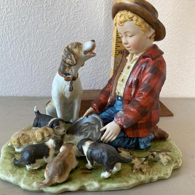 Norman Rockwells pride of parenthood figurine