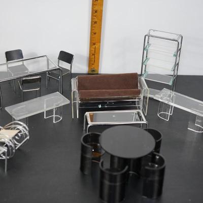 MINIATURE MID CENTURY MODERN LIVING ROOM- LUCITE AND CHROME STYLE DESIGNS.