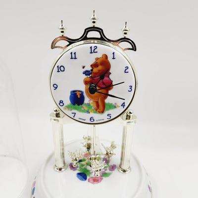 DISNEYS WINNIE THE POOH BATTERY OPERATED CLOCK