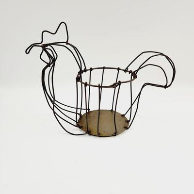 CUTE WIRED ROOSTER BASKET