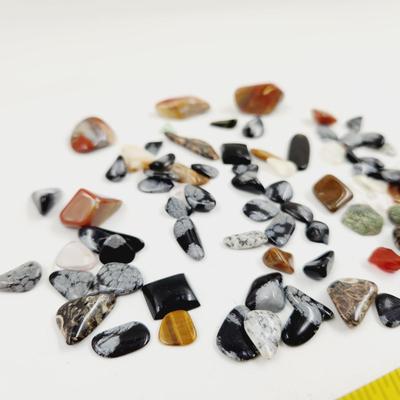 MULTI STONE BUNDLE OF ROCK CHIPS