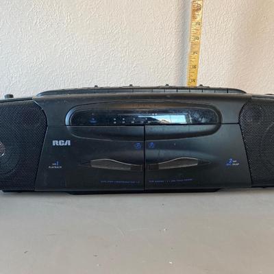 RCA to cassette radio