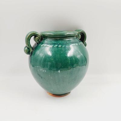 FANTASTIC DECORATIVE GREEN VASE