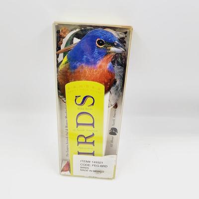 BIRDS FIELD GUIDE