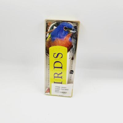BIRDS FIELD GUIDE