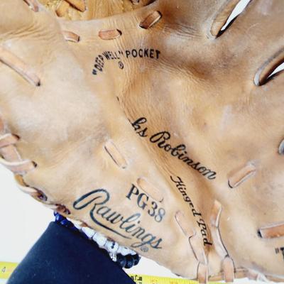 RAWLING PG38 LEATHER BASEBALL GLOVE