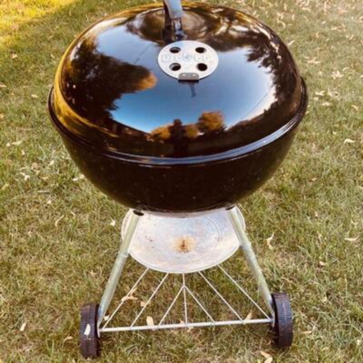 WEBER CHARCOAL BBQ GRILL