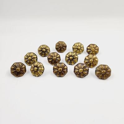 VINTAGE ALLISON METAL FLOWERED CABINET / DRESSER PULLS