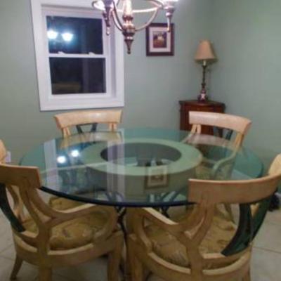 Henredon Dining Table and Chairs