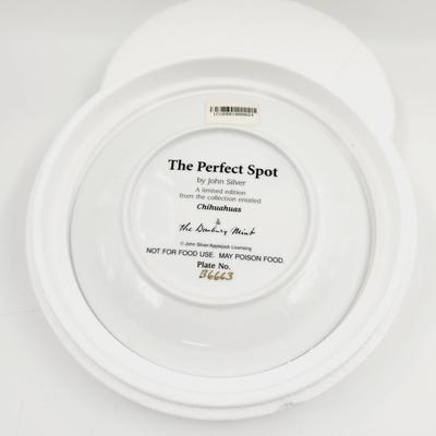 THE DANBURY MINT - CHIHUAHUA- "THE PERFECT SPOT" COLLECTABLE PLATE