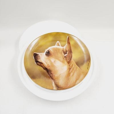 THE DANBURY MINT - CHIHUAHUA "HEADS UP" COLLECTABLE PLATE