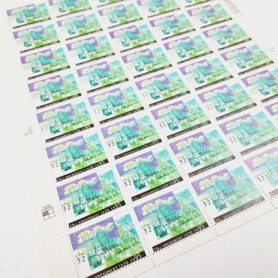 USPS STAMP COLLECTABLE WOMANS SUFFRAGE (1994) 19TH AMENDMENT 1920 - 1995 .32 cents
