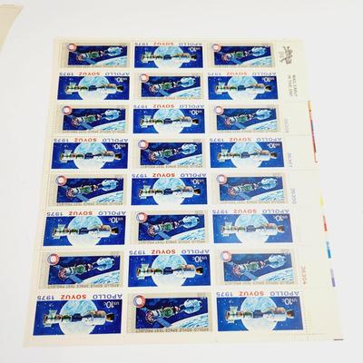 3.5 SHEETS USPS STAMP COLLECTABLE APOLLO SOYUZ 1975 .10 CENTS